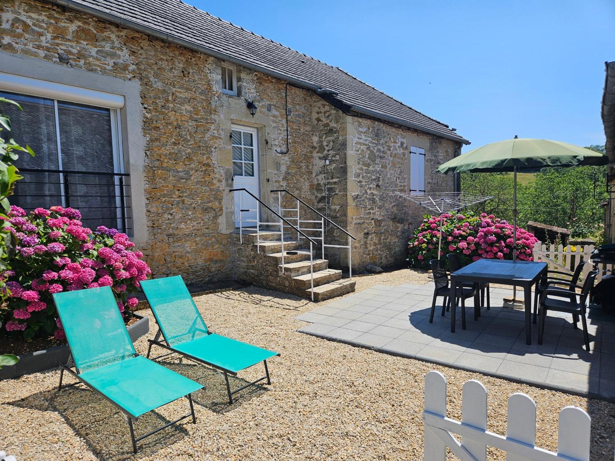 Maison Perigourdine Au Calme Grezes  Bagian luar foto
